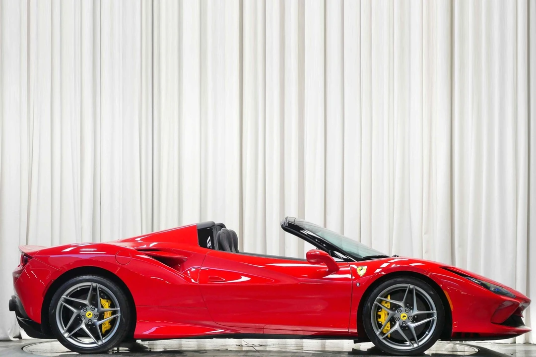 2022 Ferrari F8 Spider - Image 2 of 12