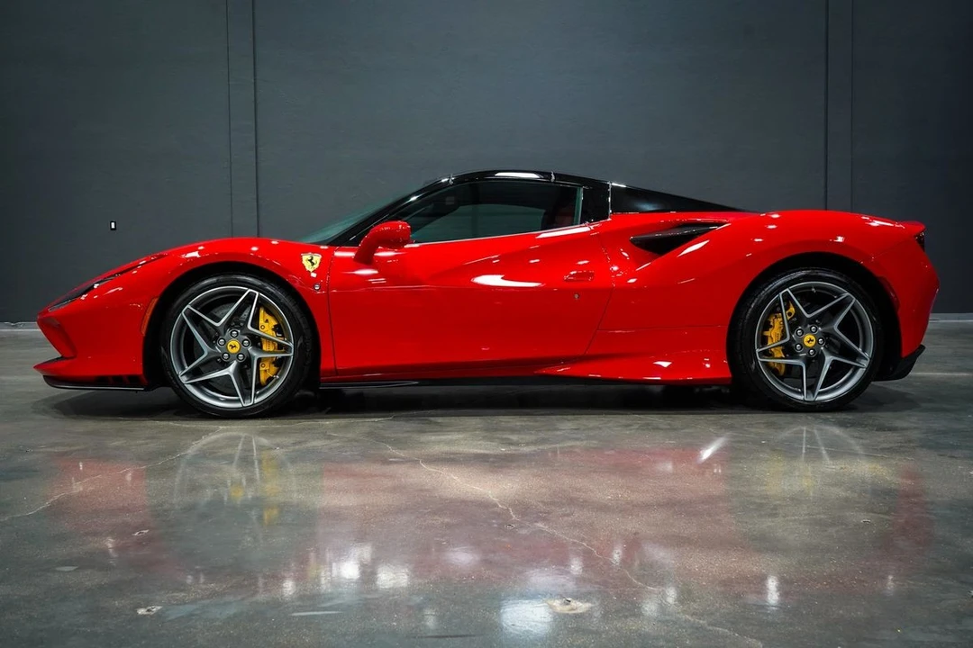 2022 Ferrari F8 Spider - Image 20 of 31