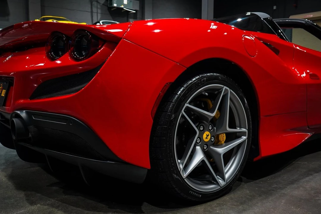 2022 Ferrari F8 Spider - Image 17 of 31