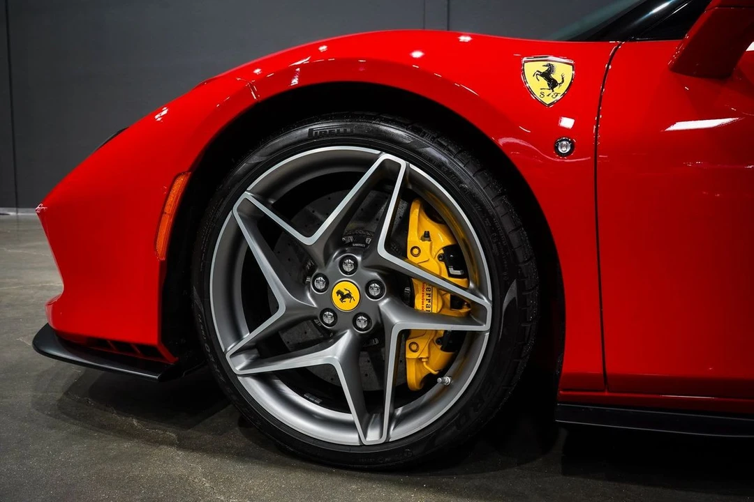 2022 Ferrari F8 Spider - Image 11 of 31