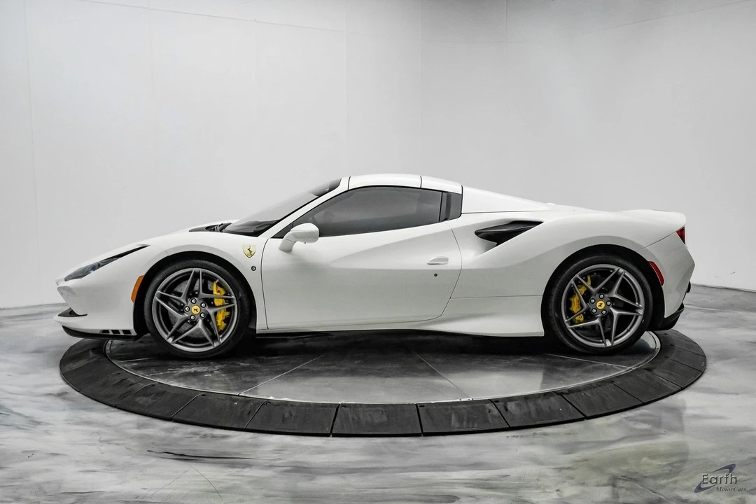 2022 Ferrari F8 Spider - Image 10 of 12