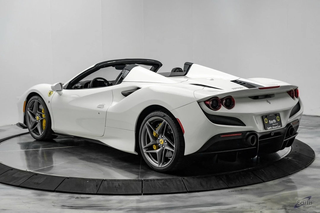 2022 Ferrari F8 Spider - Image 17 of 21