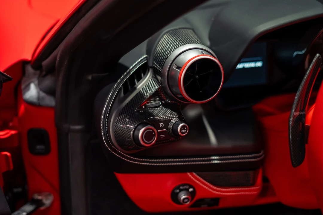 2022 Ferrari F8 Spider - Image 21 of 31
