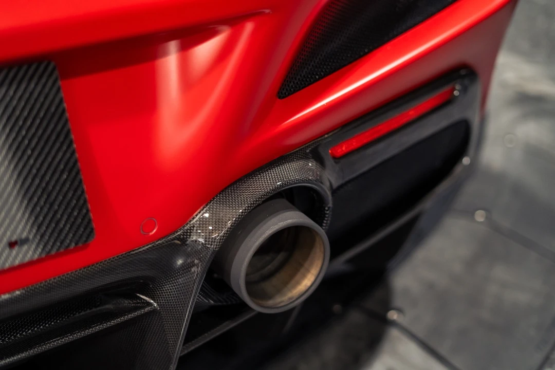 2022 Ferrari F8 Spider - Image 14 of 31