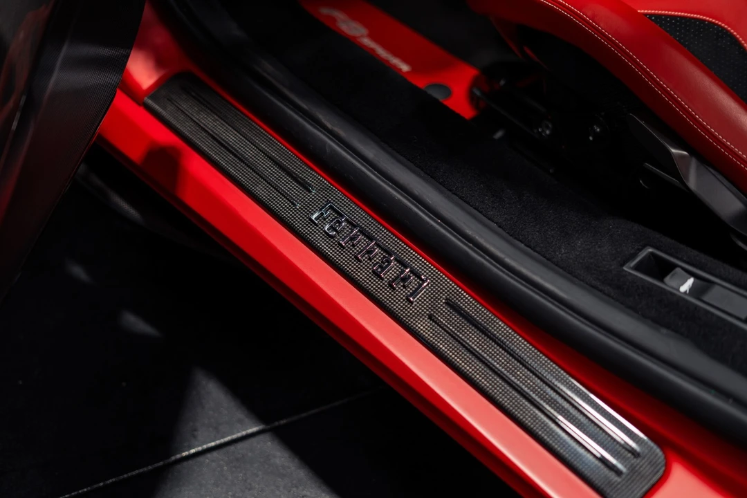 2022 Ferrari F8 Spider - Image 15 of 31