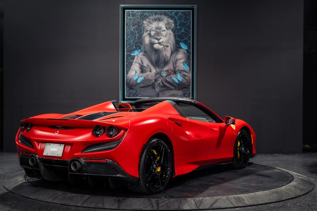 2022 Ferrari F8 Spider - Image 28 of 31
