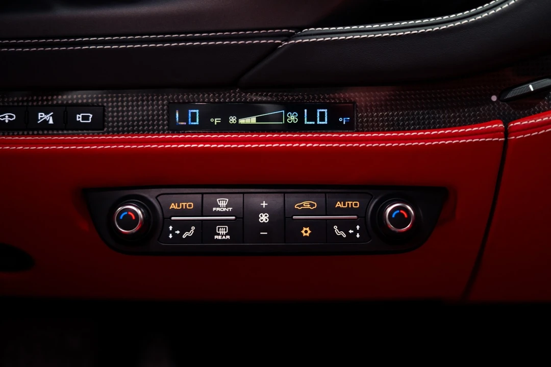 2022 Ferrari F8 Spider - Image 19 of 31