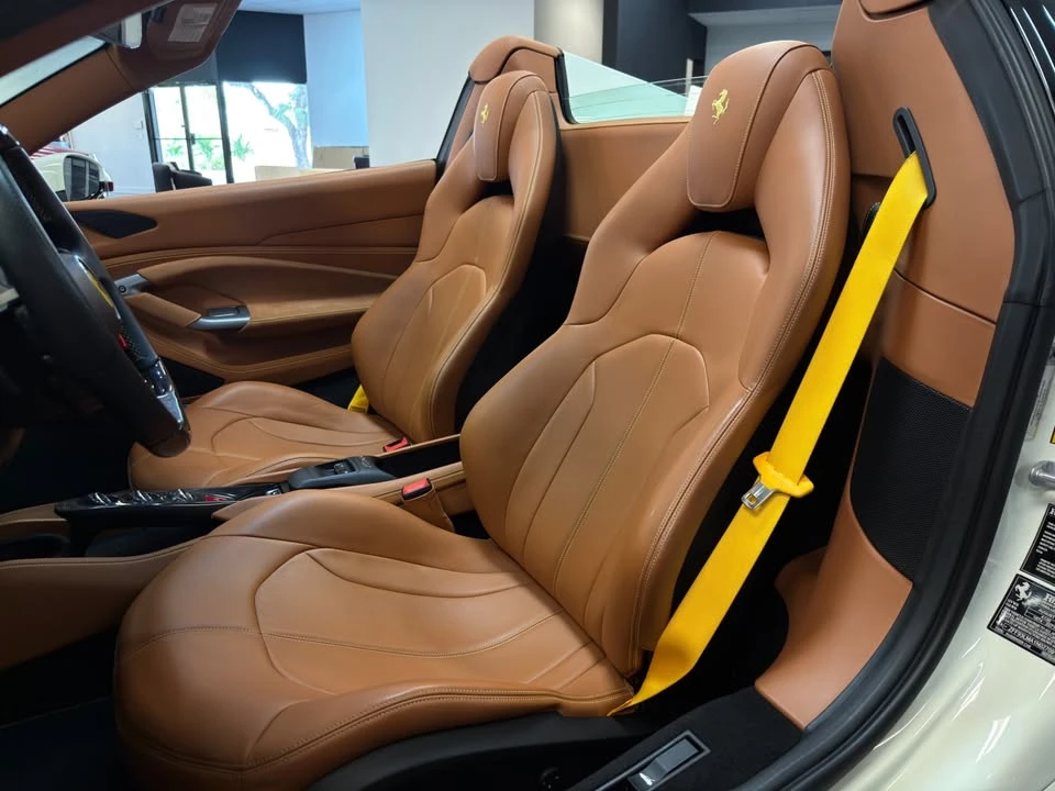 2022 Ferrari F8 Spider - Image 10 of 11