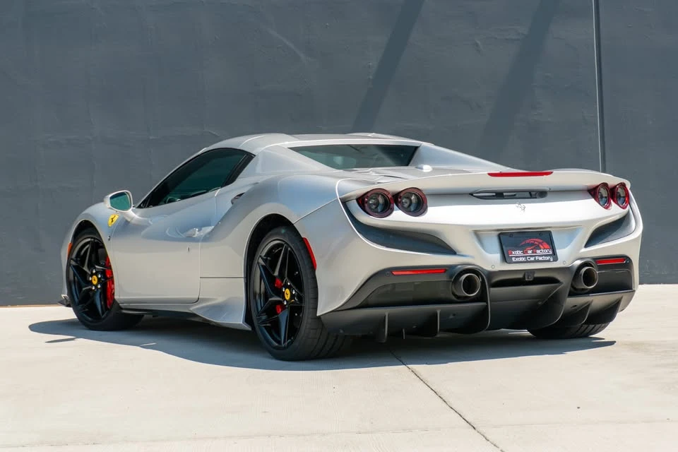 2022 Ferrari F8 Spider - Image 10 of 20