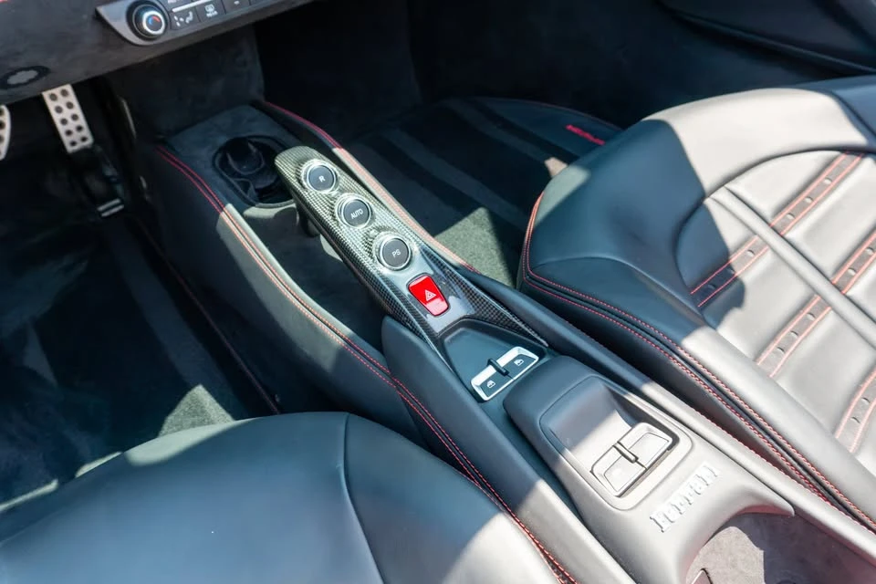 2022 Ferrari F8 Spider - Image 15 of 20