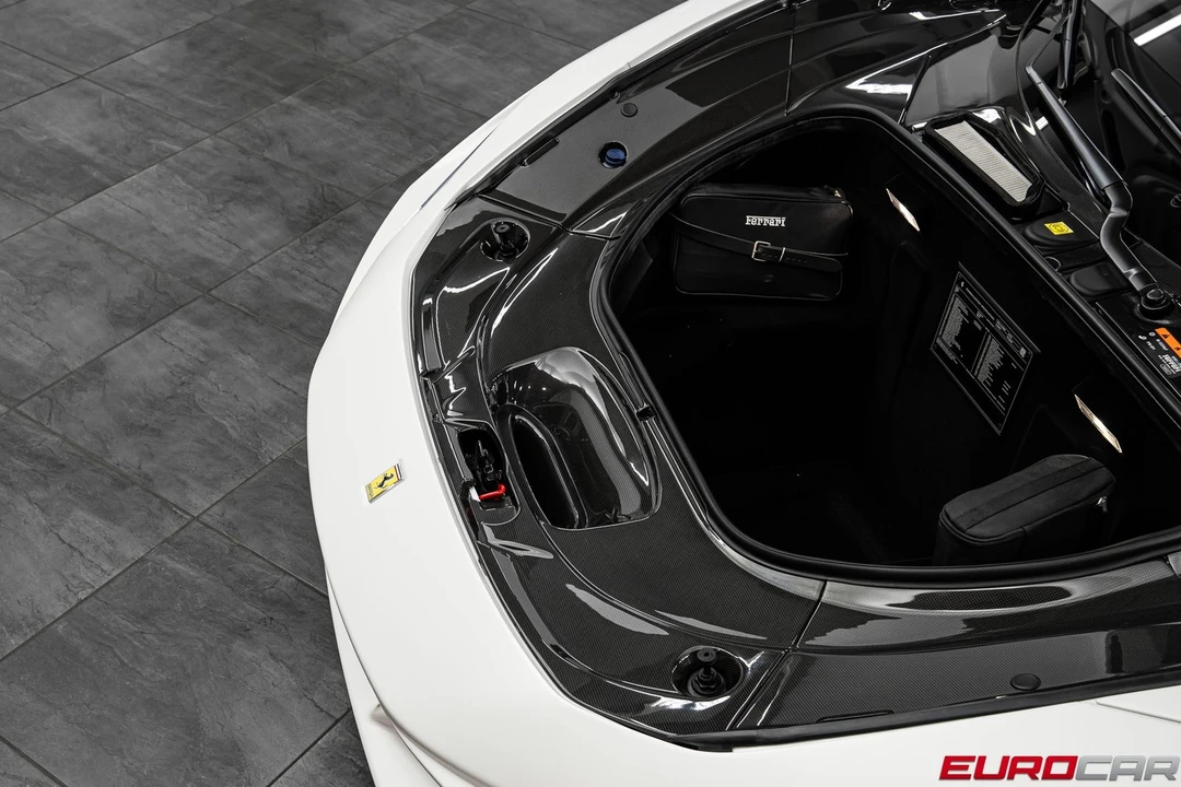 2022 Ferrari F8 Spider - Image 14 of 31