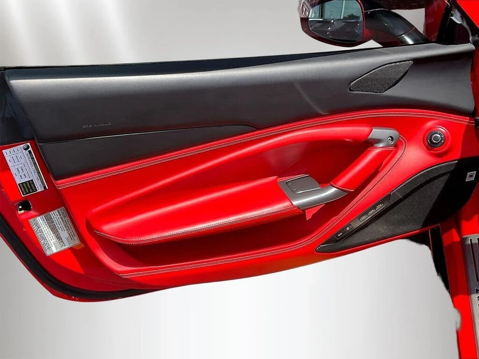 2022 Ferrari F8 Spider - Image 18 of 30