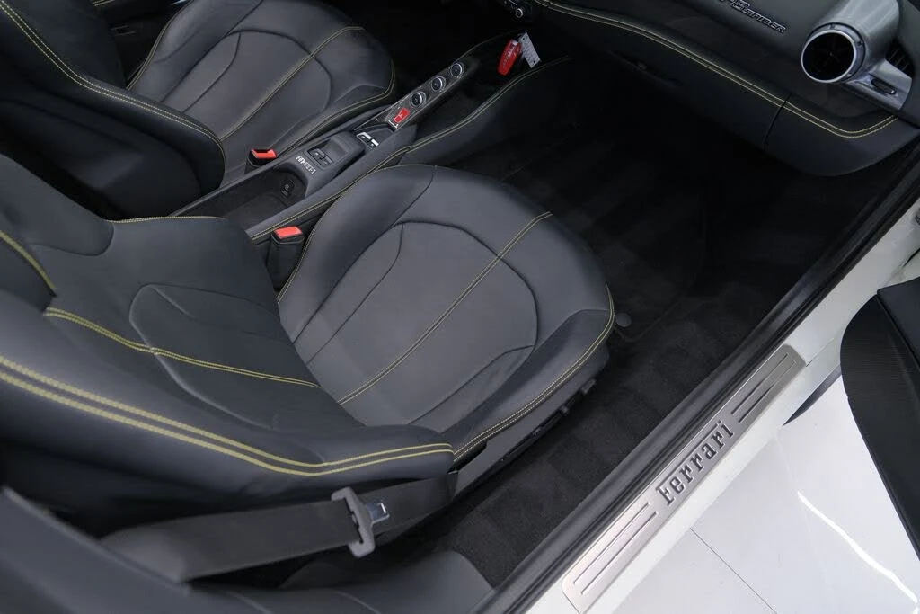 2022 Ferrari F8 Spider - Image 21 of 31