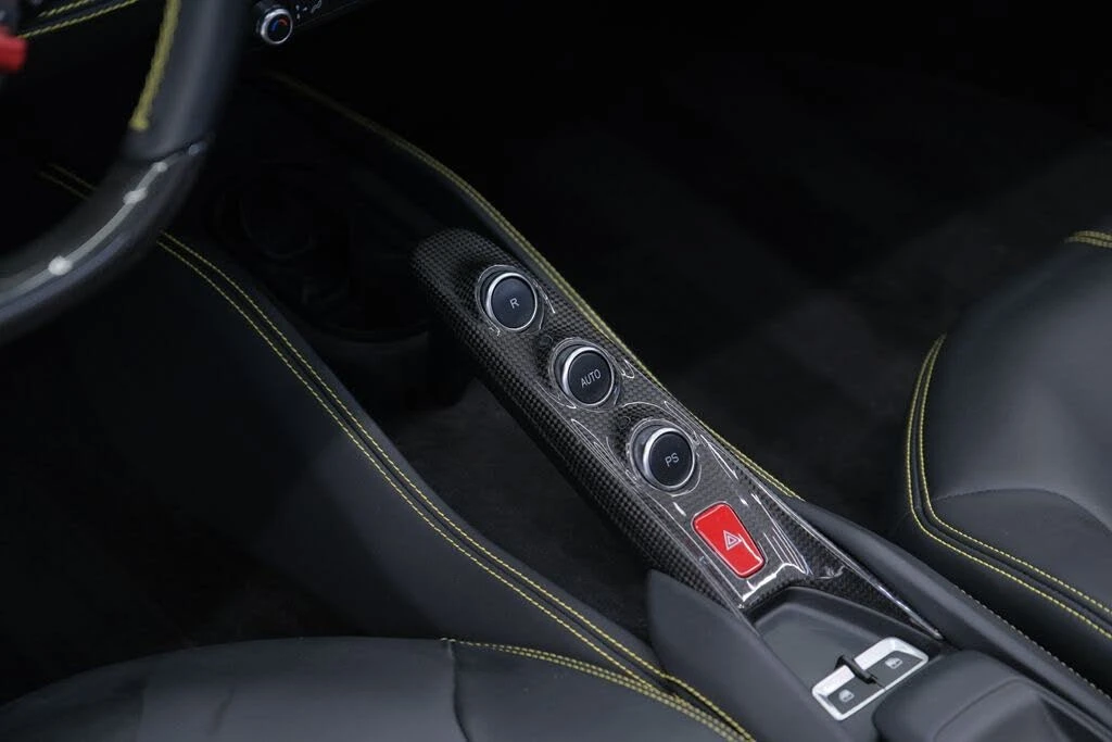 2022 Ferrari F8 Spider - Image 17 of 31