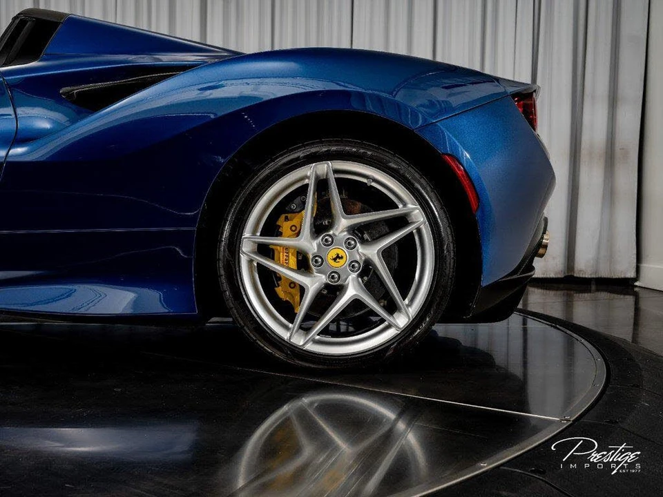 2022 Ferrari F8 Spider - Image 14 of 31