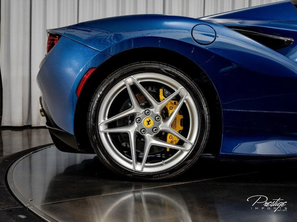 2022 Ferrari F8 Spider - Image 24 of 31
