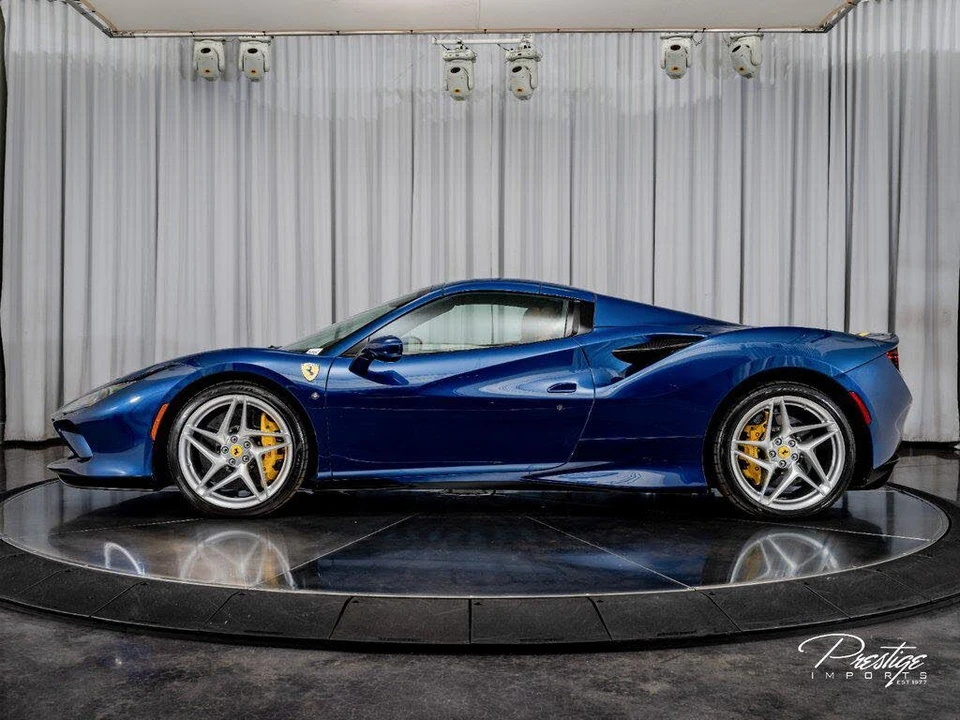 2022 Ferrari F8 Spider - Image 11 of 31