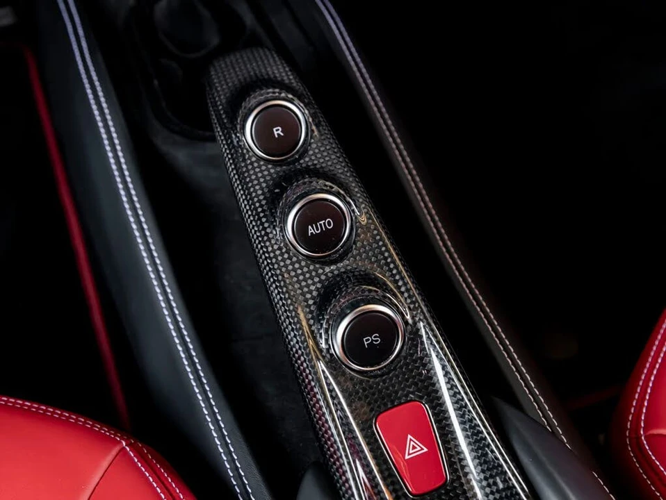 2022 Ferrari F8 Spider - Image 26 of 31
