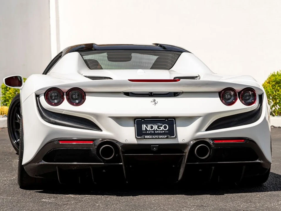 2022 Ferrari F8 Spider - Image 13 of 31