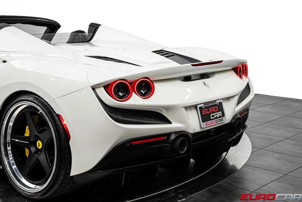 2022 Ferrari F8 Spider - Image 20 of 31