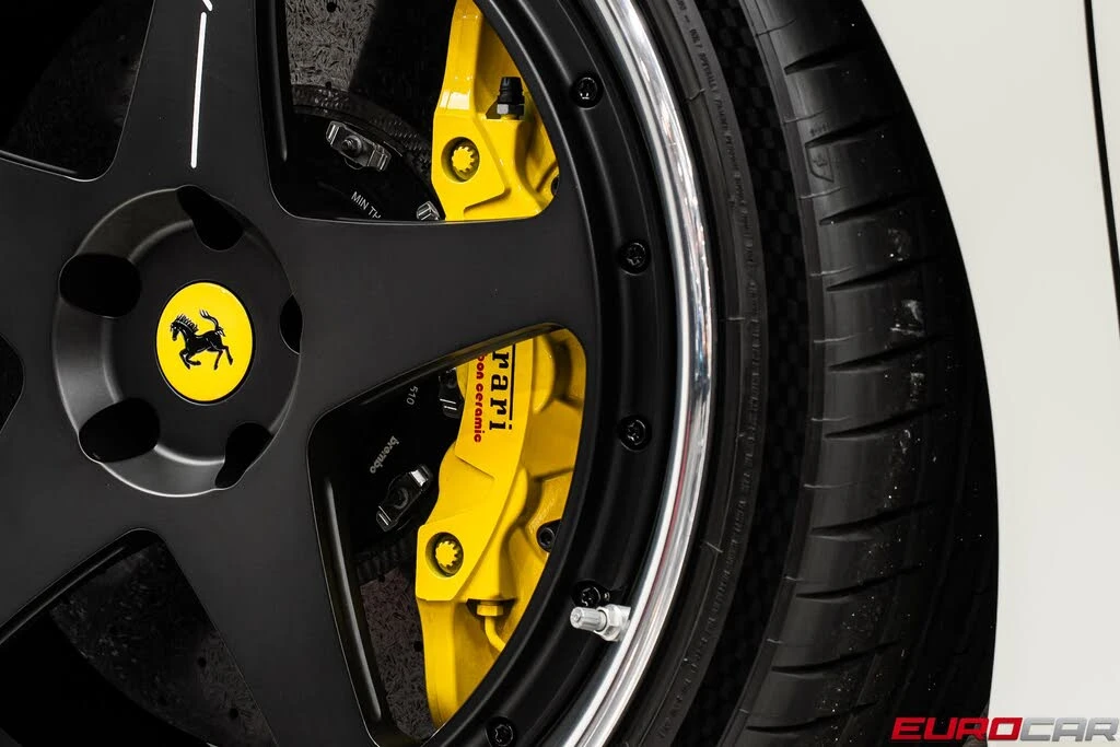2022 Ferrari F8 Spider - Image 26 of 31