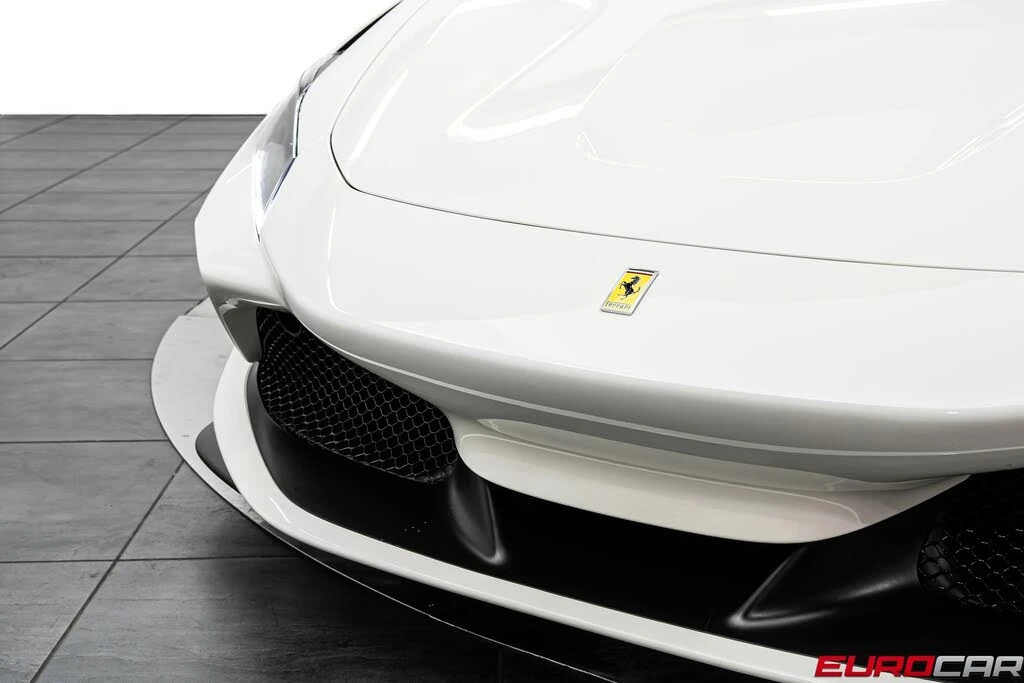 2022 Ferrari F8 Spider - Image 14 of 31