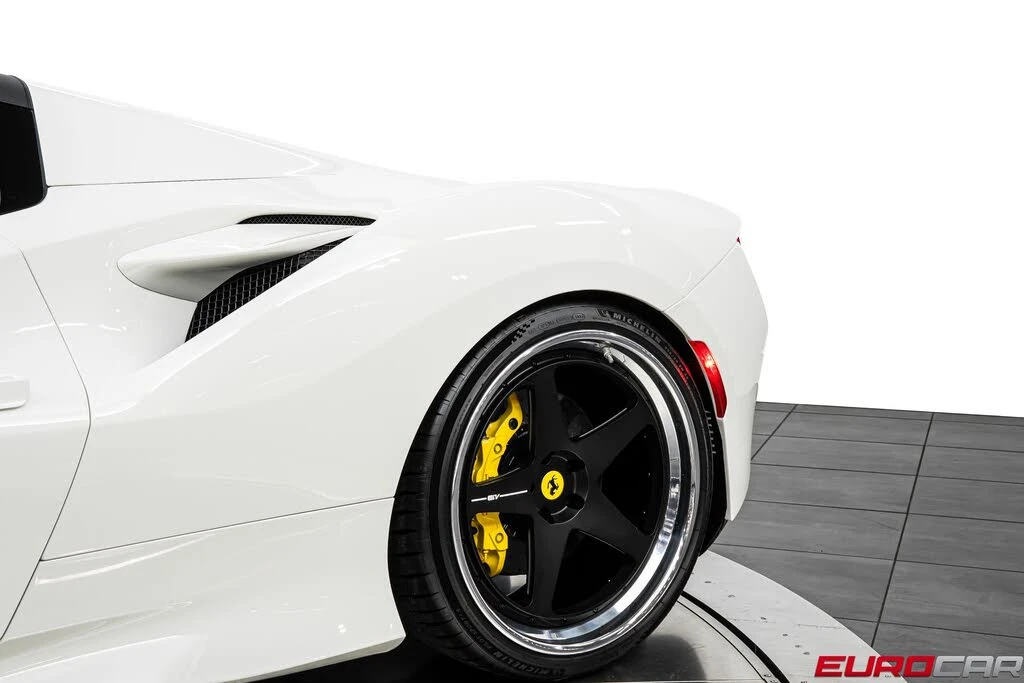 2022 Ferrari F8 Spider - Image 18 of 31