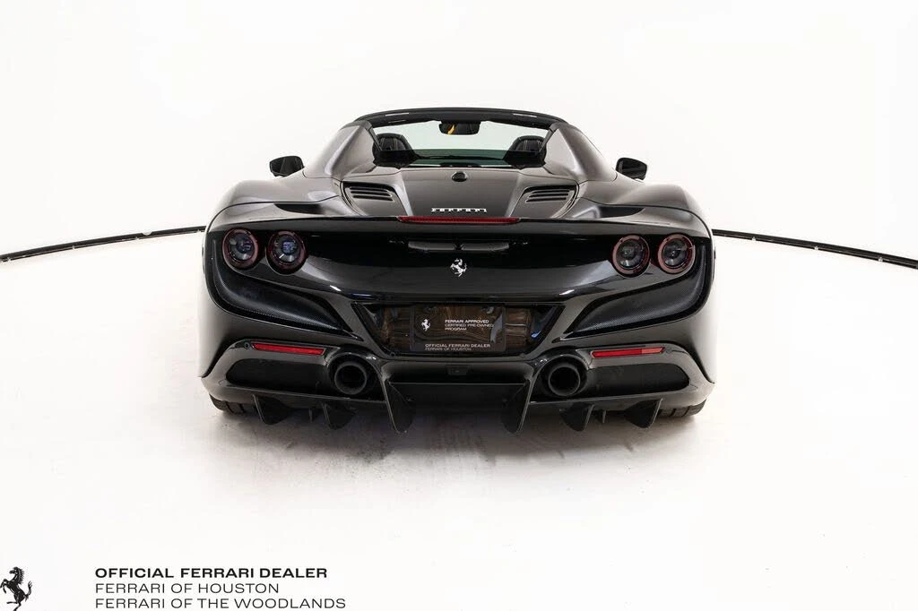 2022 Ferrari F8 Spider - Image 10 of 31