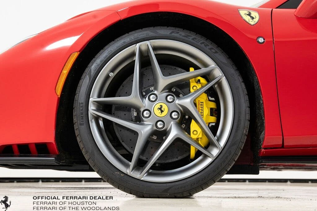 2022 Ferrari F8 Spider - Image 16 of 31