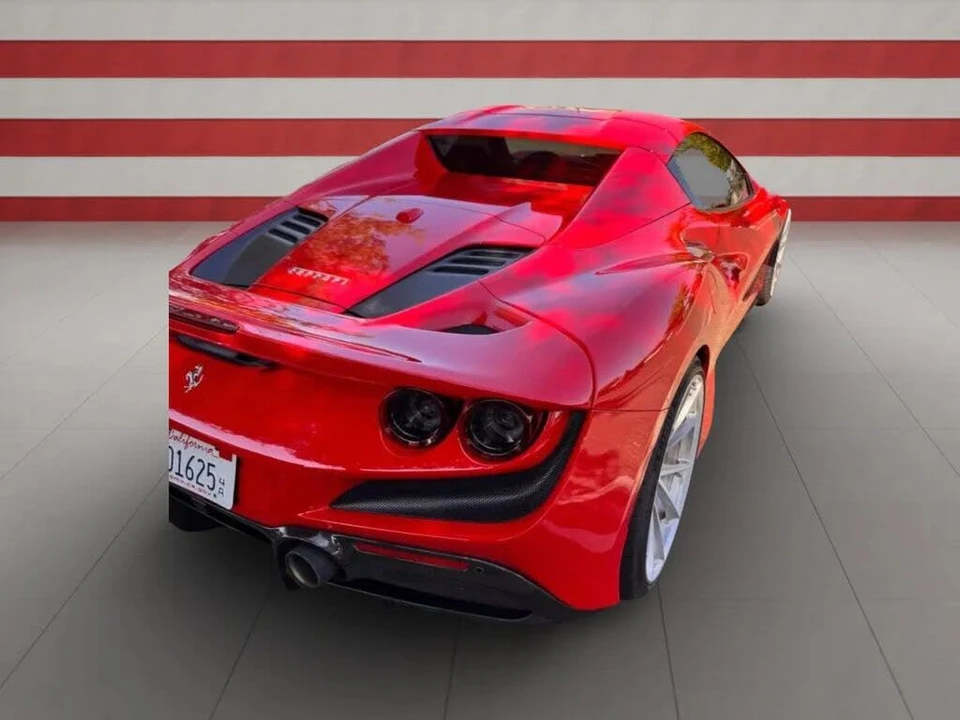 2022 Ferrari F8 Spider - Image 17 of 31