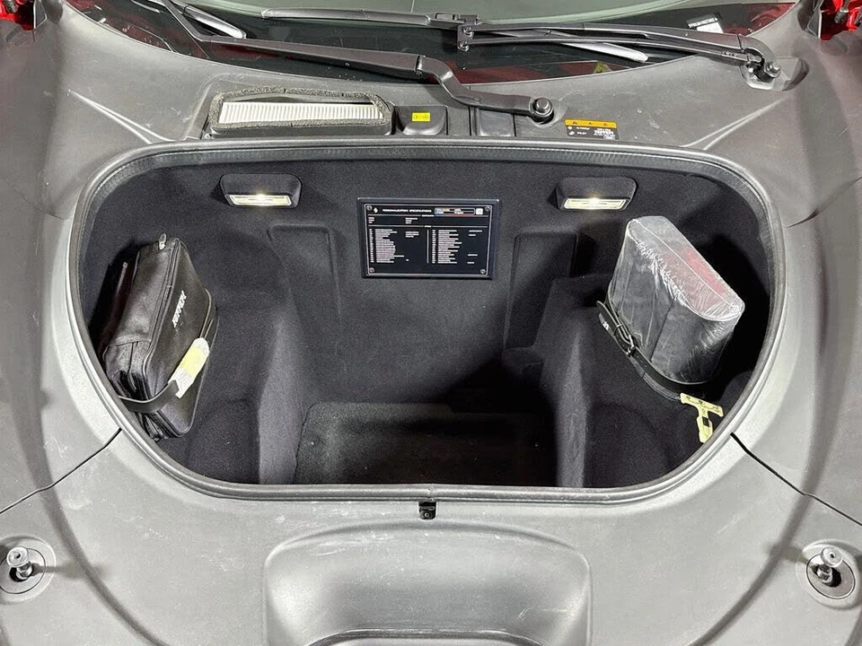 2022 Ferrari F8 Spider - Image 26 of 28