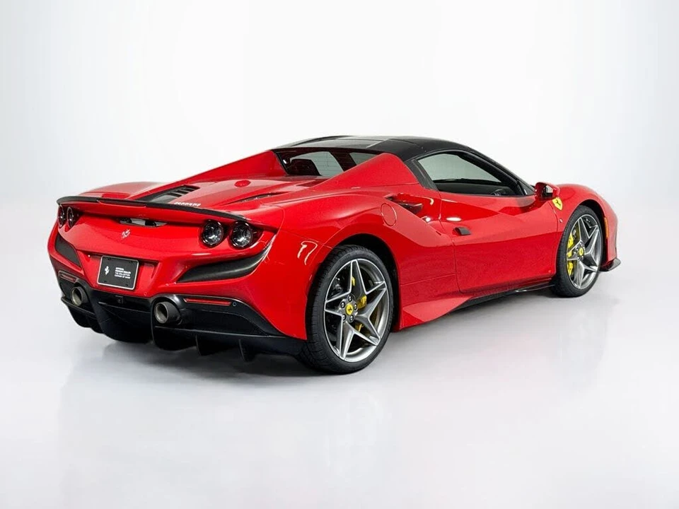 2022 Ferrari F8 Spider - Image 9 of 28