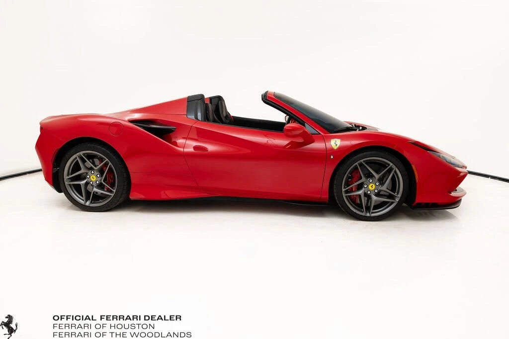 2022 Ferrari F8 Spider - Image 3 of 31