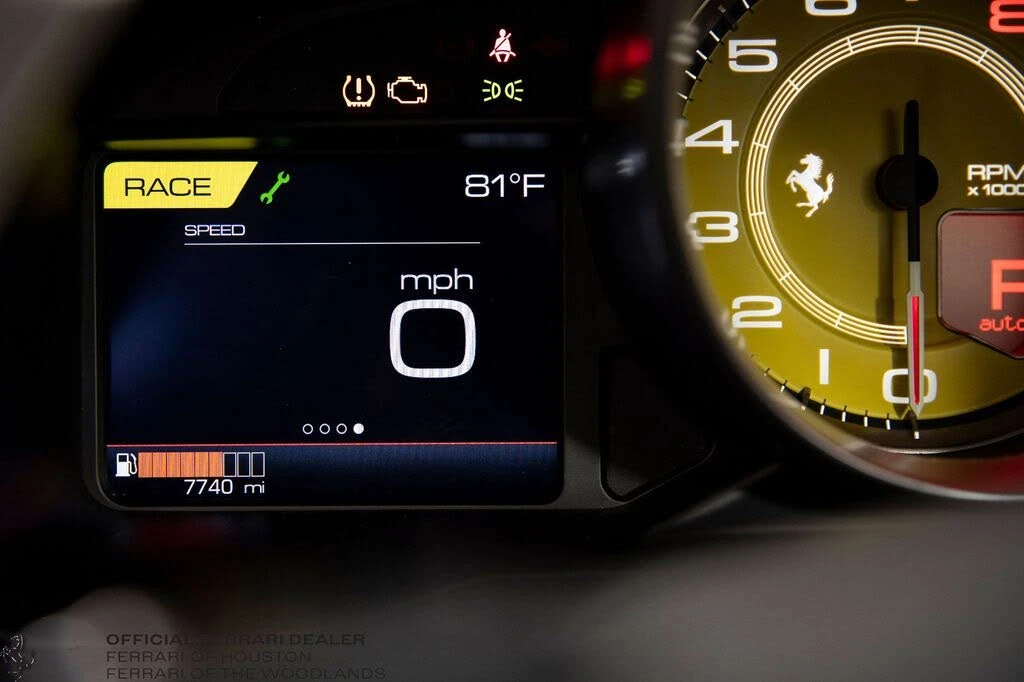 2022 Ferrari F8 Spider - Image 13 of 31