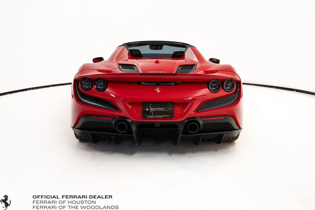 2022 Ferrari F8 Spider - Image 10 of 31