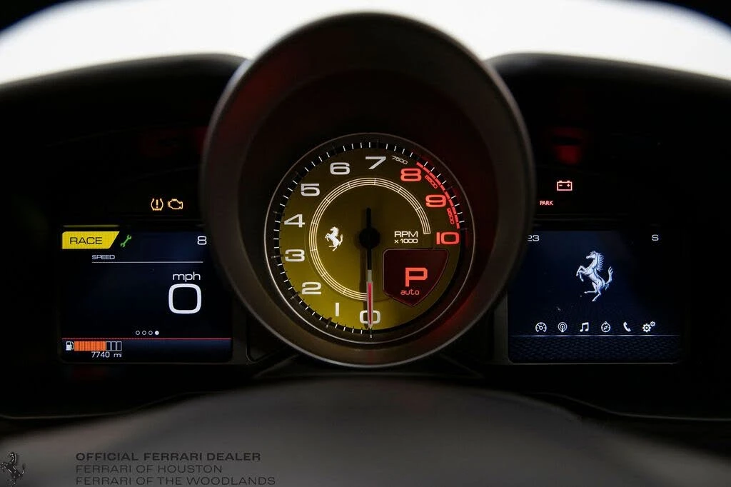 2022 Ferrari F8 Spider - Image 12 of 31