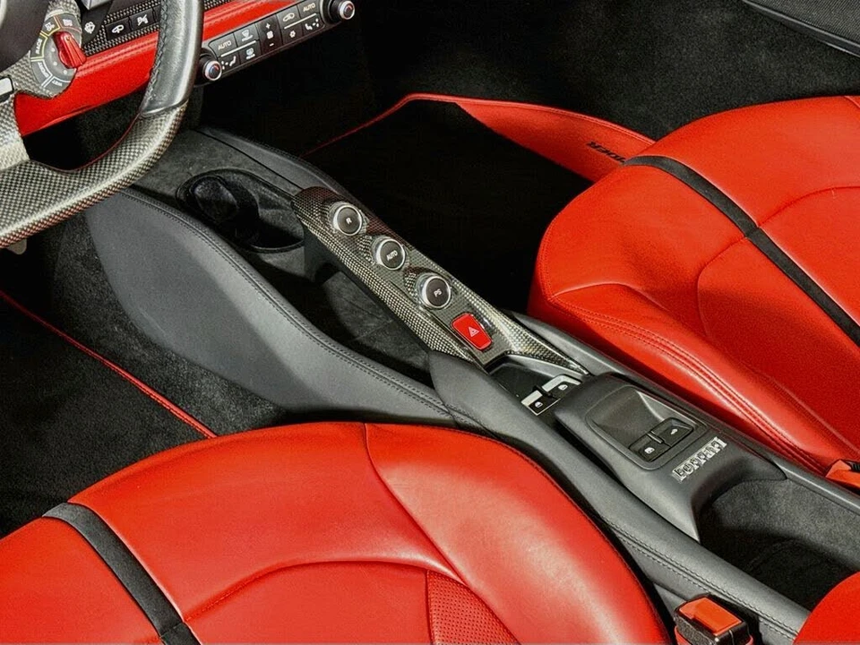2022 Ferrari F8 Spider - Image 16 of 28
