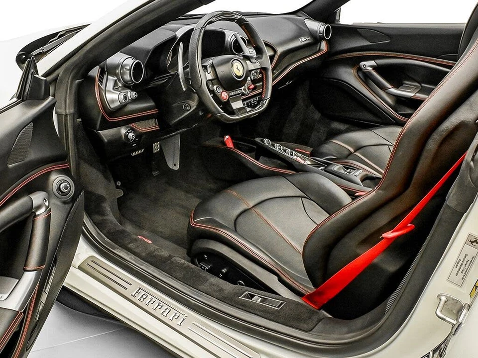 2022 Ferrari F8 Spider - Image 10 of 31