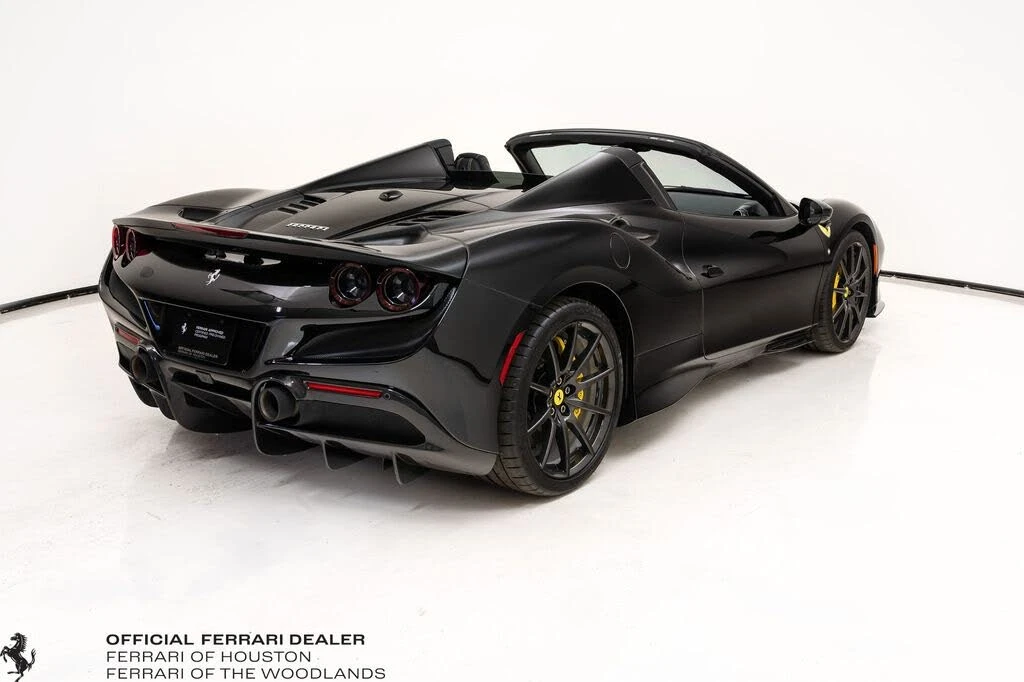 2022 Ferrari F8 Spider - Image 7 of 31