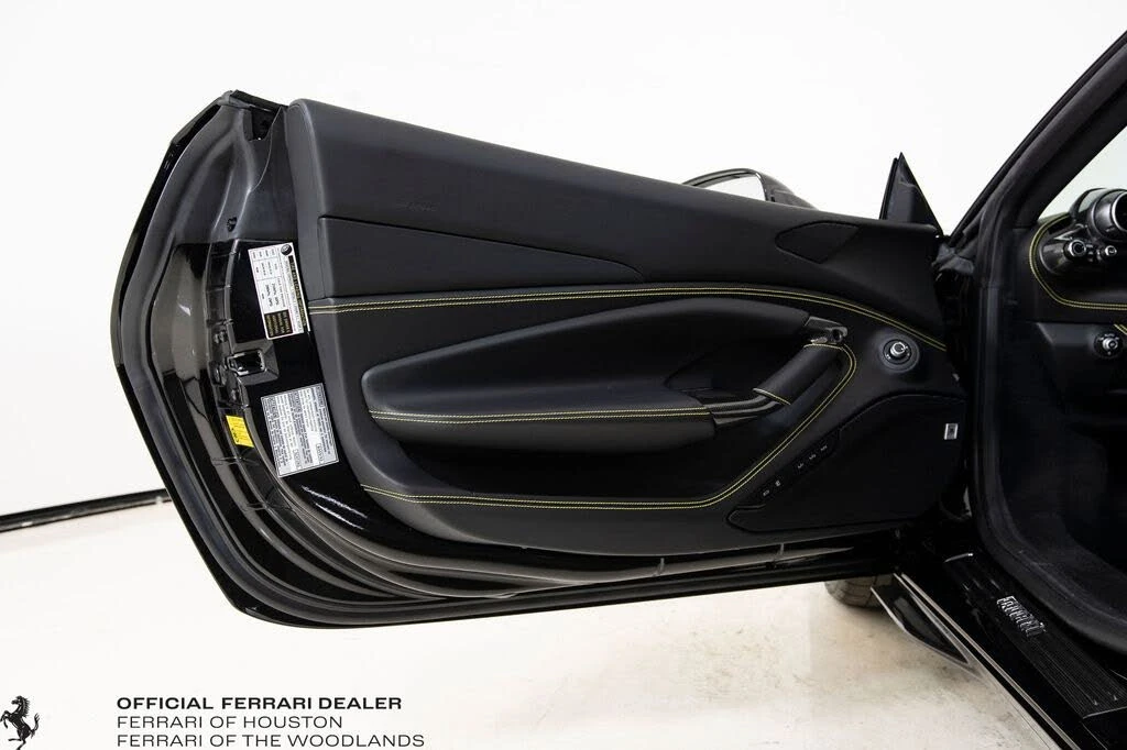 2022 Ferrari F8 Spider - Image 21 of 31