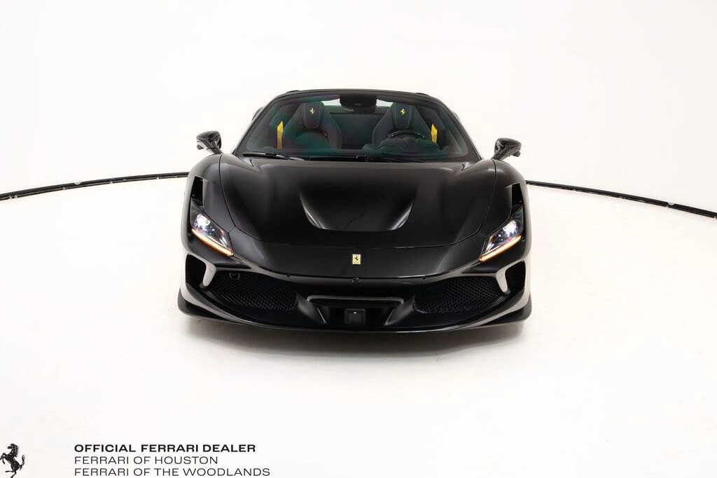 2022 Ferrari F8 Spider - Image 9 of 31
