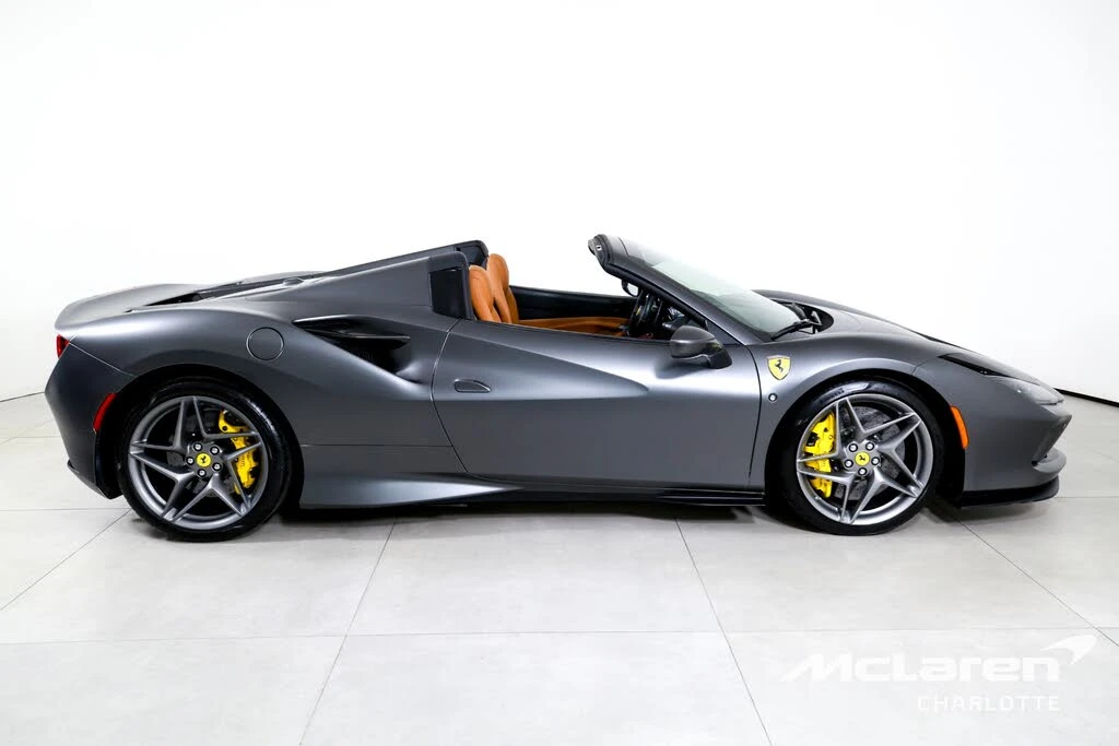2022 Ferrari F8 Spider - Image 10 of 31