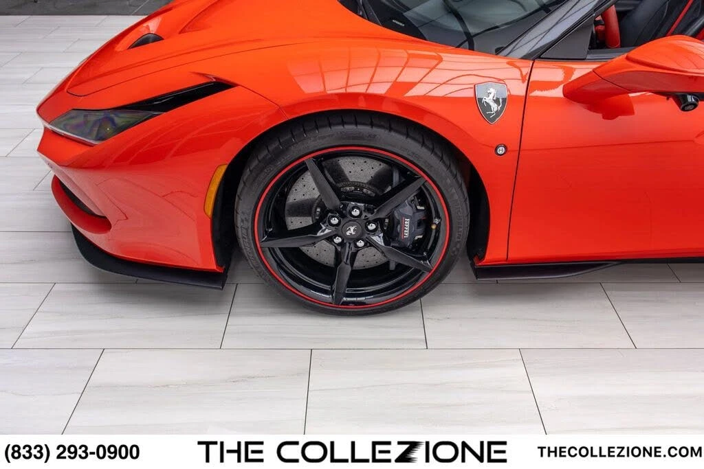2022 Ferrari F8 Spider - Image 11 of 31