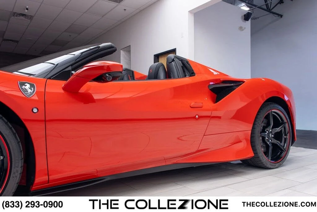 2022 Ferrari F8 Spider - Image 14 of 31