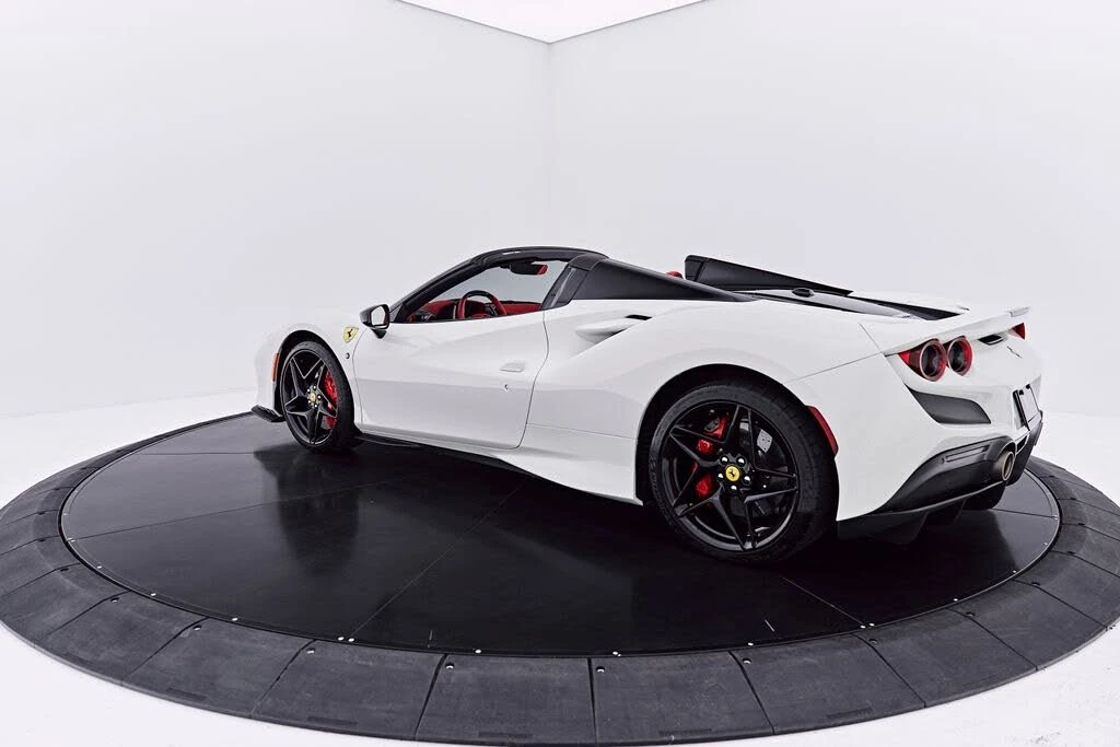 2022 Ferrari F8 Spider - Image 17 of 31