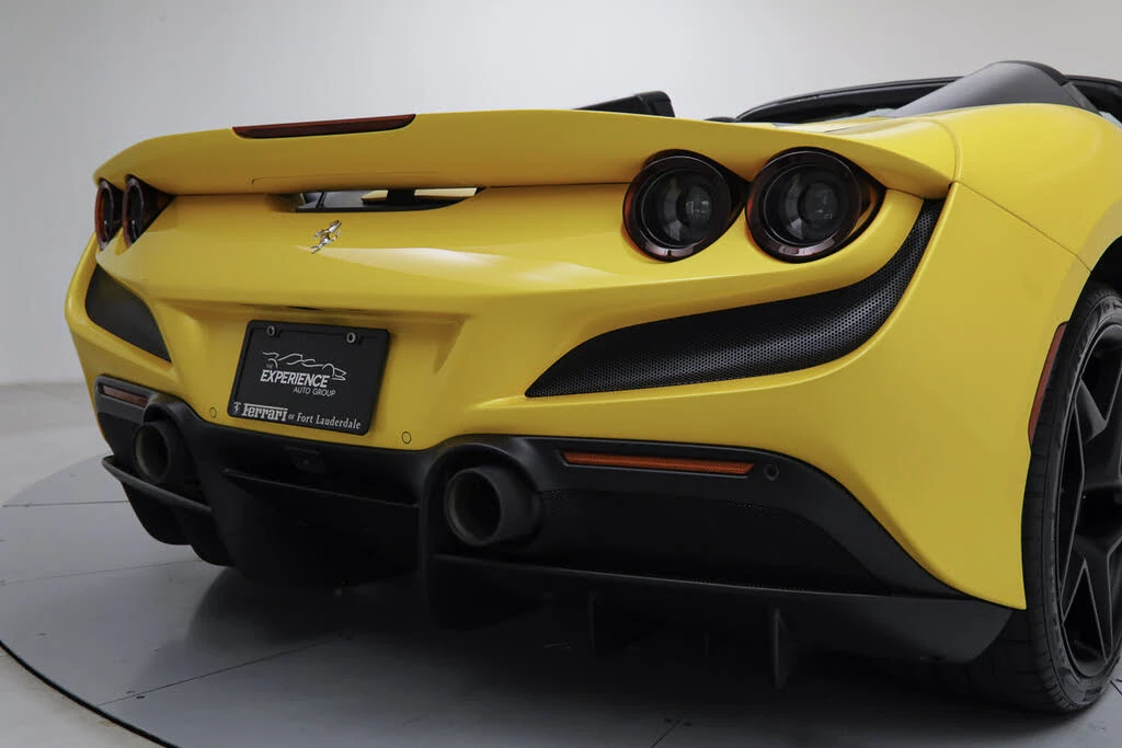 2022 Ferrari F8 Spider - Image 25 of 31