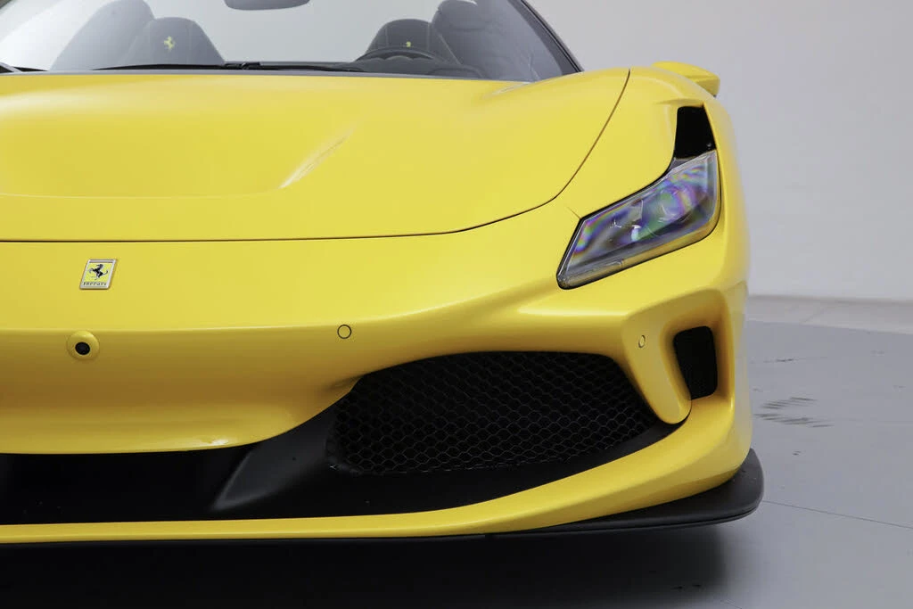 2022 Ferrari F8 Spider - Image 15 of 31