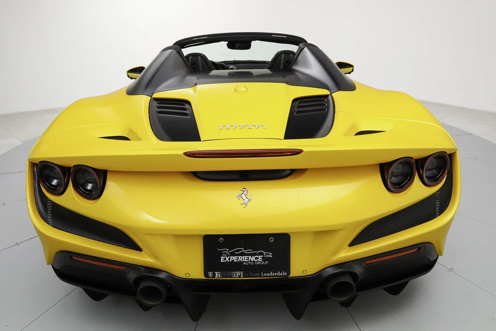 2022 Ferrari F8 Spider - Image 21 of 31