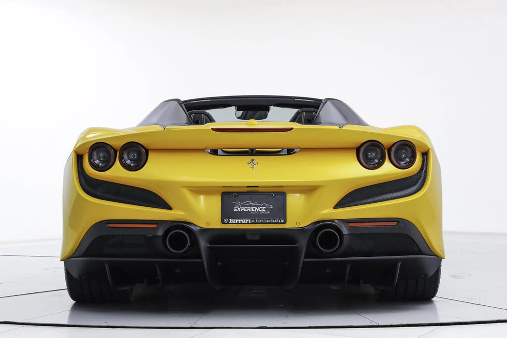 2022 Ferrari F8 Spider - Image 7 of 31