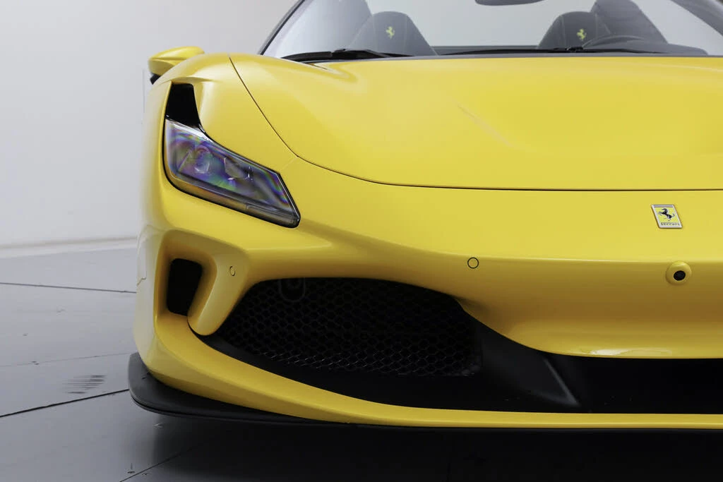 2022 Ferrari F8 Spider - Image 16 of 31